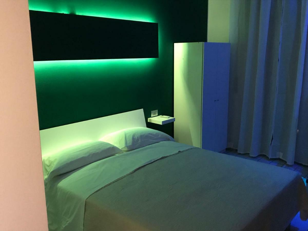 ナポリ Fc Relais Bed & Breakfast エクステリア 写真